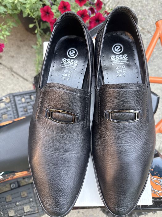 Чоловічі туфлі чорного кольору 45 розмір