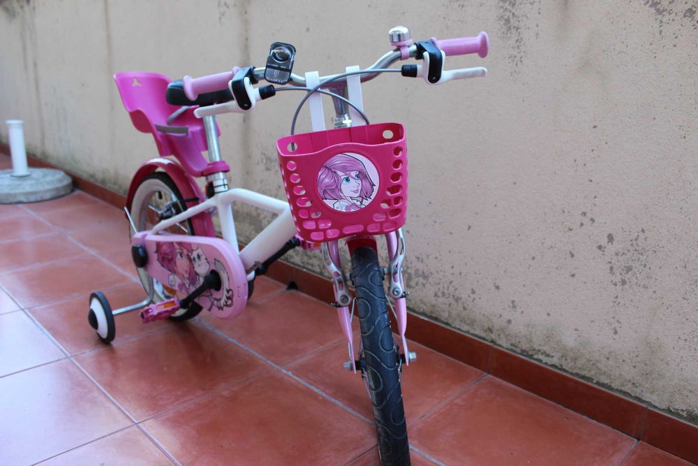 Bicicleta infantil B’Twin Decathlon 4–6 anos com rodinhas