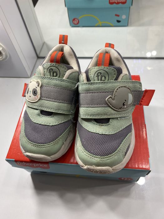 Кроссовки fisher price