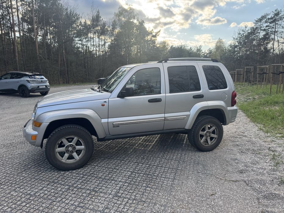 Jeep Cherokee KJ Limited 2.8 CRD