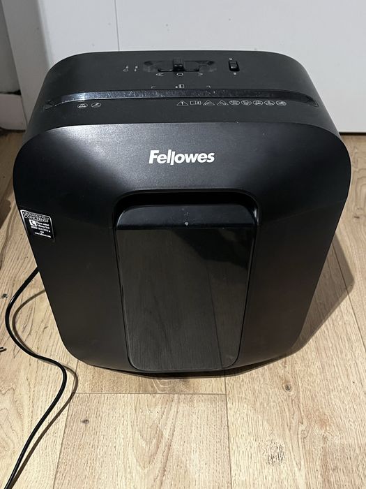 Niszczarka Fellowes LX25