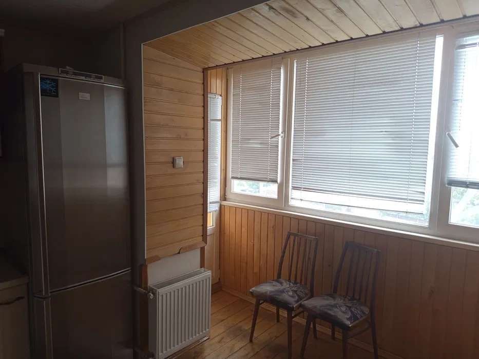 Здається 2к квартира, Цирк