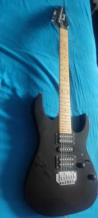 Gitara elektryczna IBANEZ GIO GRG170m + stojak