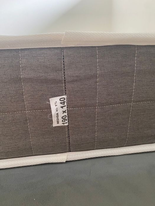 Colchao de Casal 140x190 semi nova