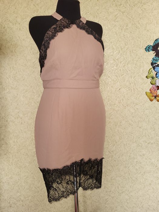 Платье ELISE RYAN.креп шифон вечернее.беж.с кружевом приталенное XL ,с