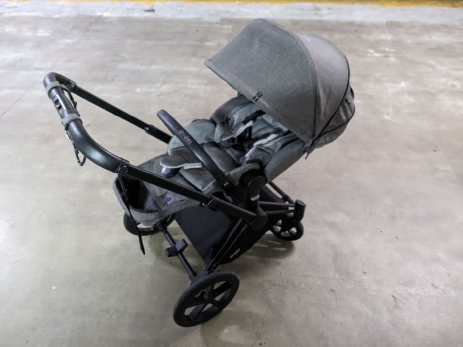 Carrinho Cybex Priam Platinum+ babycok Cloud Q plus