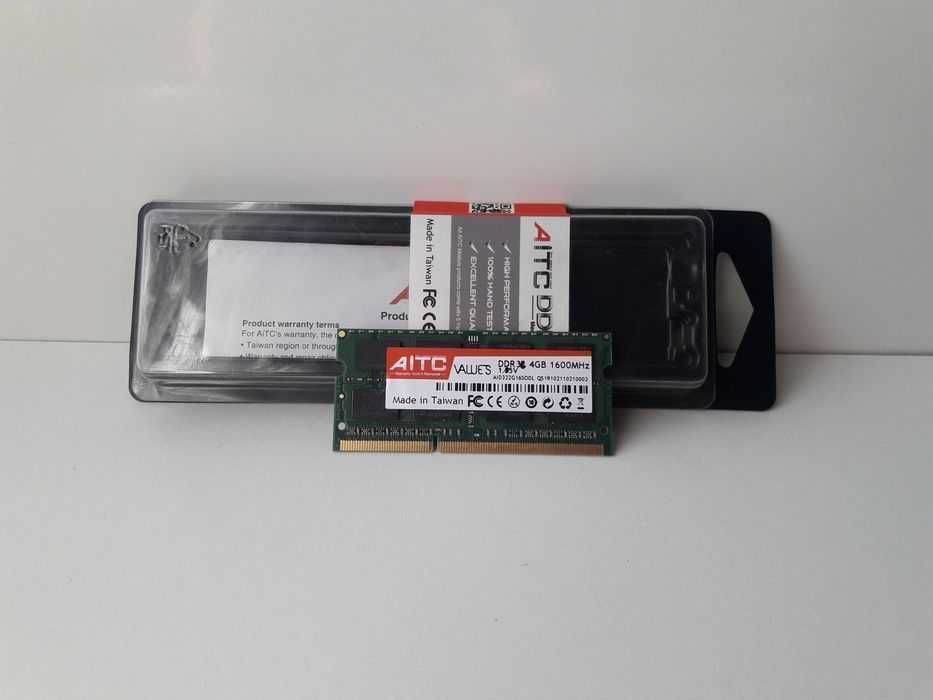Ноутбук,компьютер,Acer eMachines E642, монитор 15.6.+ Подарунок