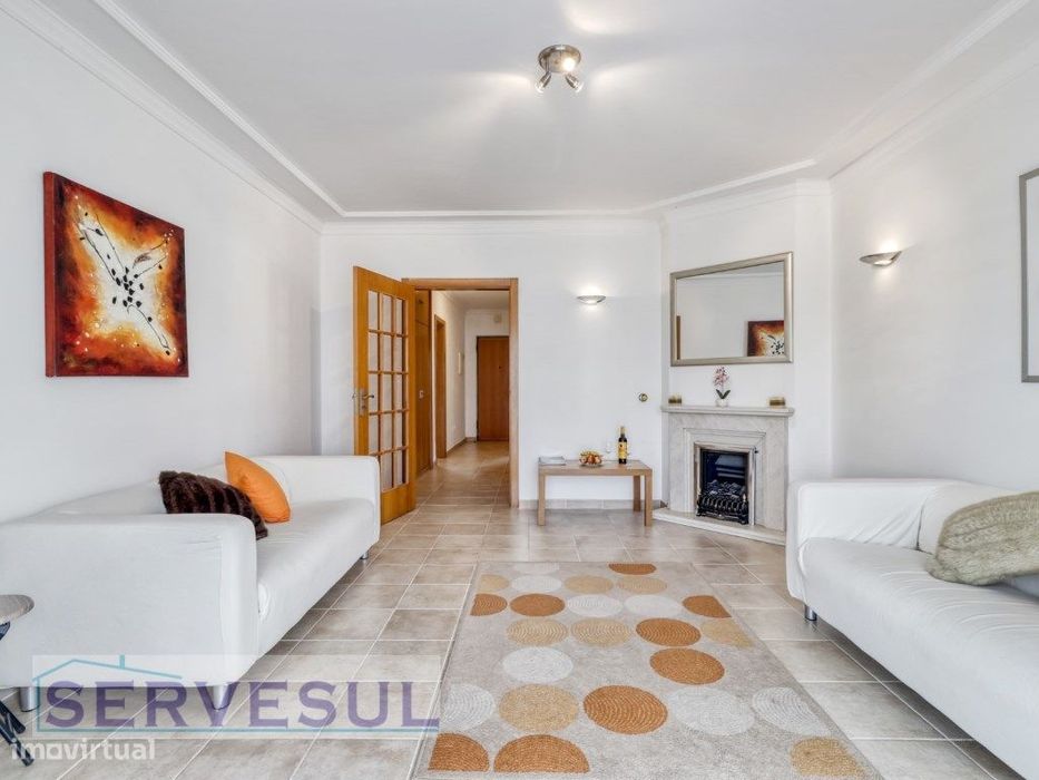 Charmoso Apartamento de 1 quarto inserido numa urbanização tranquil...