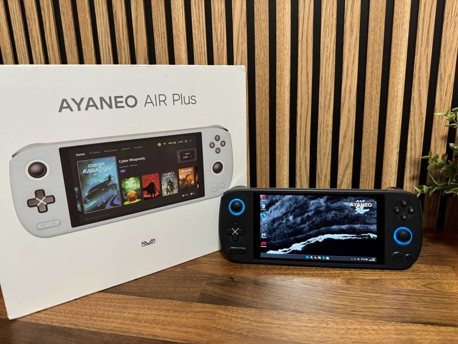 AYANEO Air Plus 6800U | 16GB RAM | 512GB SSD