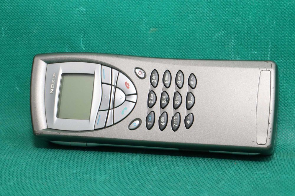 Kolekcjonerski telefon NOKIA RAE-3N komunikator duża rzadkość !