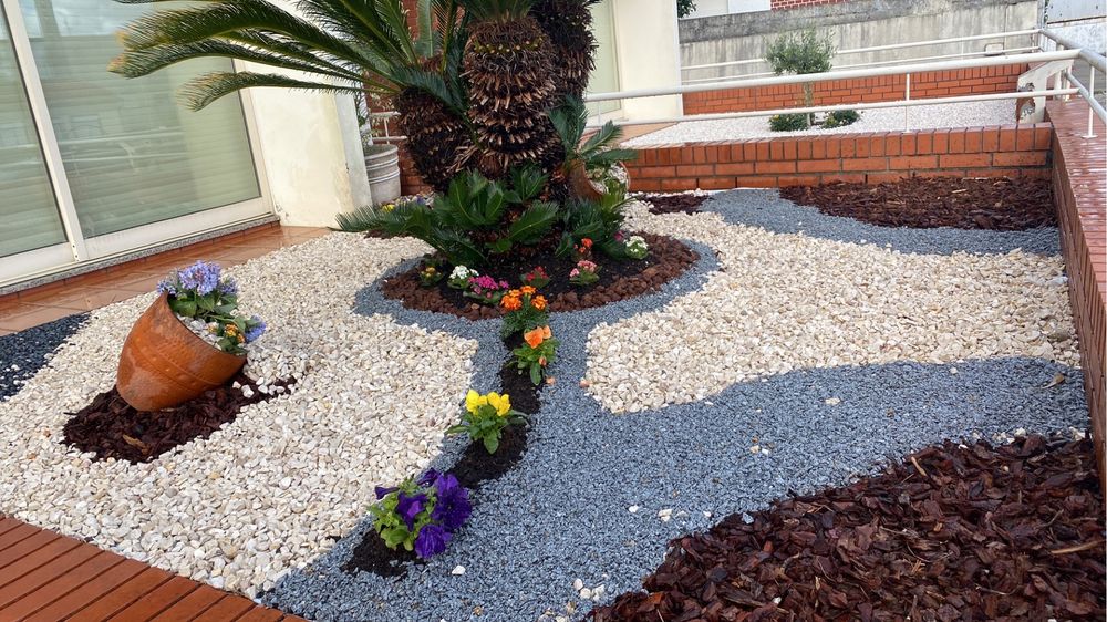 Construção e manutenção de jardins