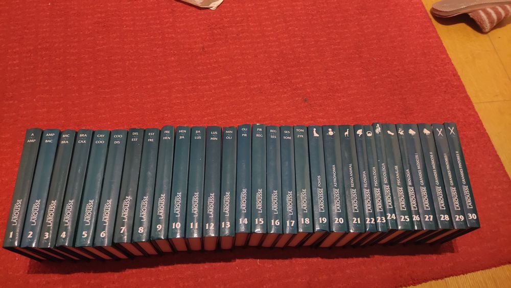 Enciclopédia Larousse