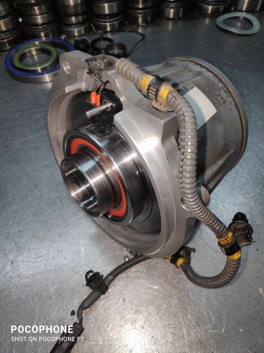 Mazda CX5 CX3 CX9 Муфта підключення повного приводу  KE012797X