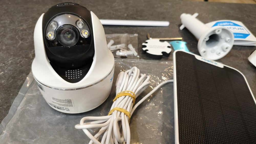 Kamera akumulatorowa z panelem słonecznym reolink go pt plus solar pan