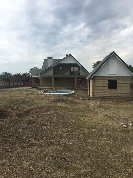 Продам дом в Орловщине . Хозяин. 24 сотки