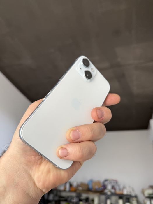 Apple iphone 15 128 gb 92% айфон 15