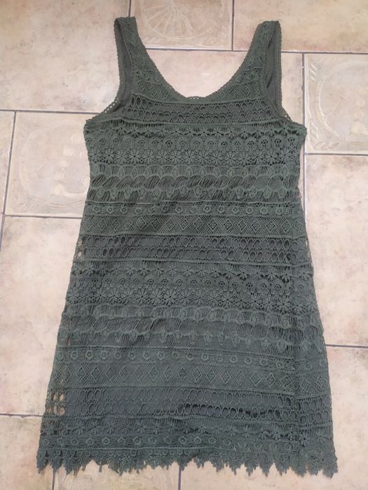 Sukienka mini koronka zielony s wycięte plecy bez pleców