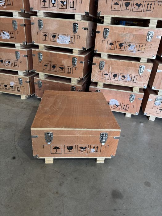 Skrzynia narzędziowa transportowa zamykana drewniana 55x50x26 cm sklejka zamknięcia  okucia rączki skrzynka na narzędzia