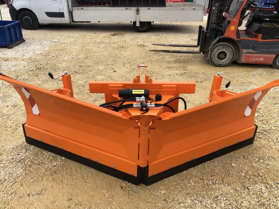Solidny pług hydrauliczny do śniegu strzałka składany 2.9 m euro/tuz
