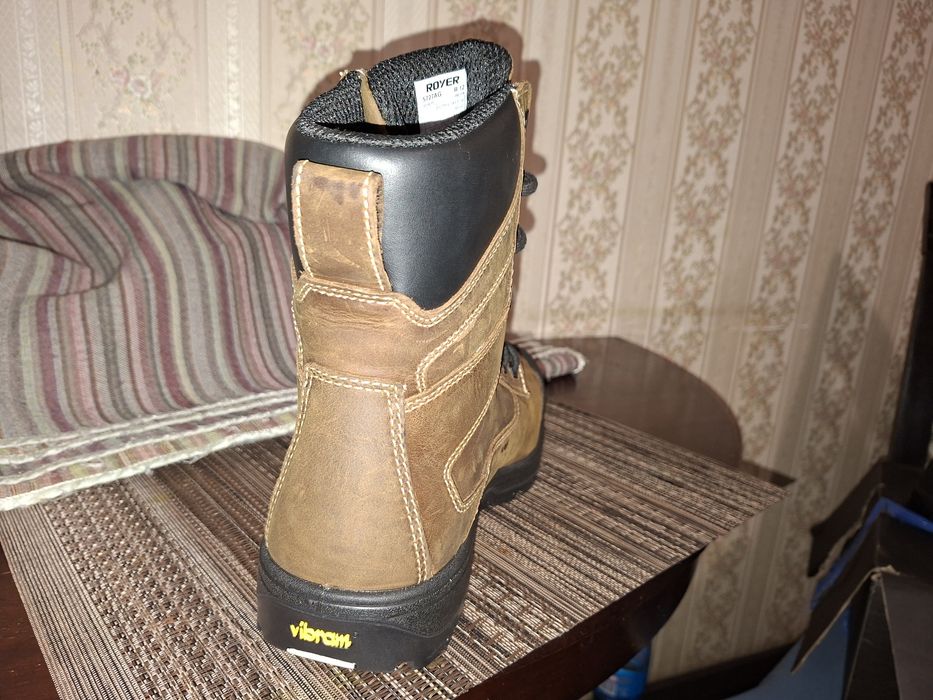 Продам ботинки Канада Rojajer