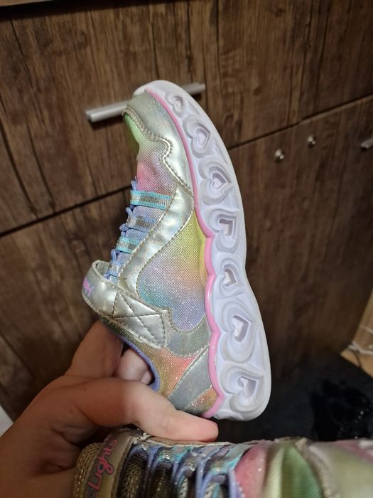 Детские кроссовки Sketches