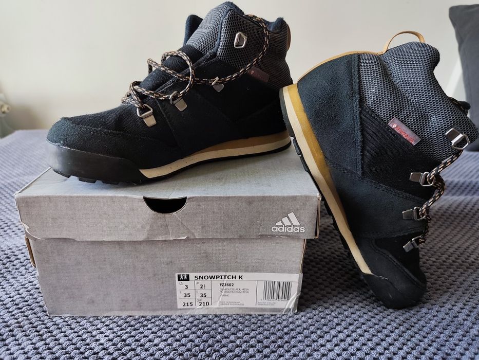Buty zimowe, trapery adidas Snowpitch FZ2602 rozm 35