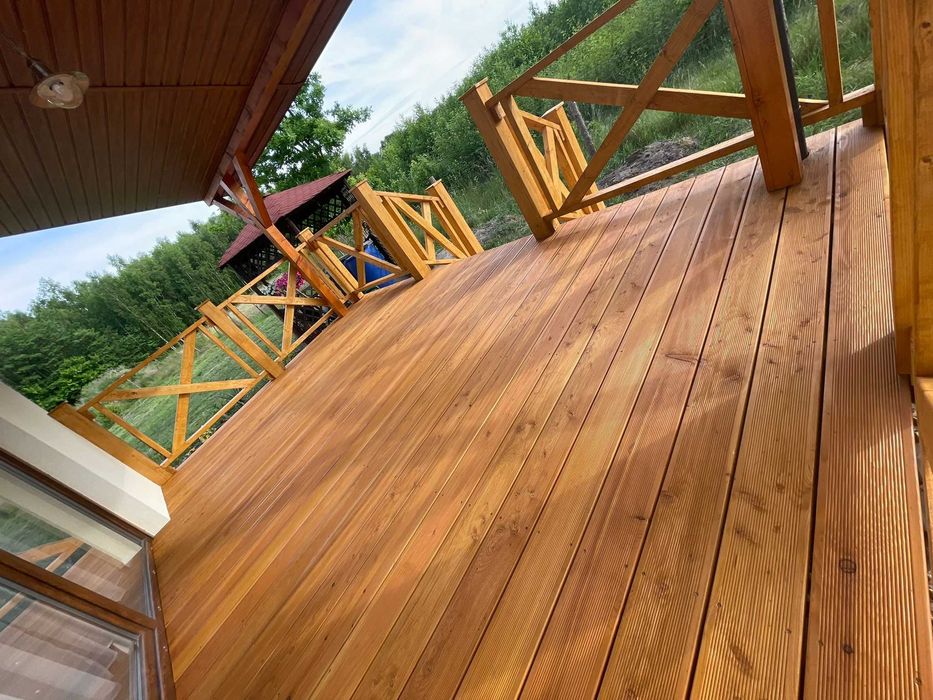 Deska tarasowa Modrzew Syberyjski ryflowana/gładka