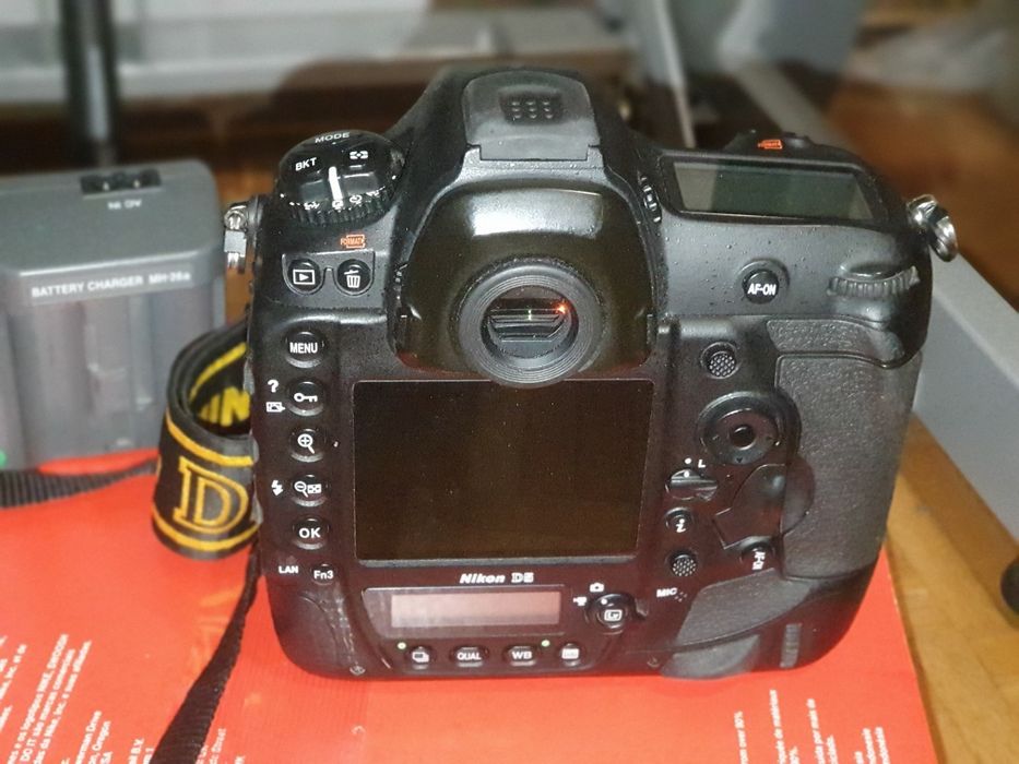 Nikon D5 przebieg 28 tys