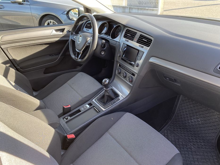 VW Golf SW 1.6 TDI 110cv - Nacional