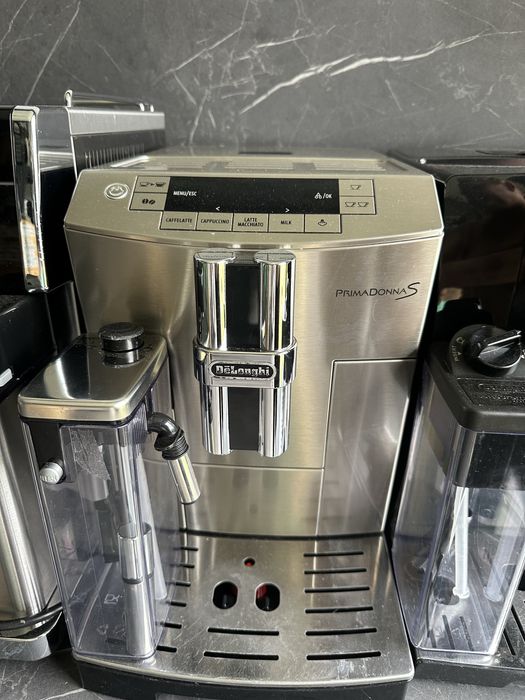 Кавові машини Delonghi з Європи