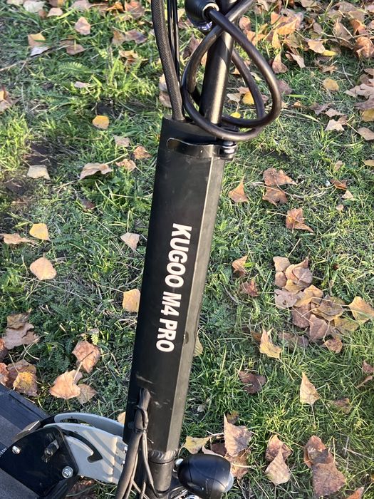 Продам kugo m4 pro в хорошем состоянии