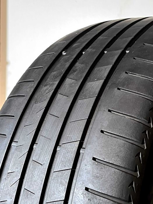Pneus Bridgestone Alenza 001 - 235/45/20 - Como NOVOS