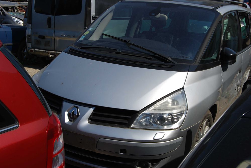 Renault Espace IV 2,0 dci na części TED69