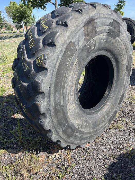 Opona używana 23,5R25