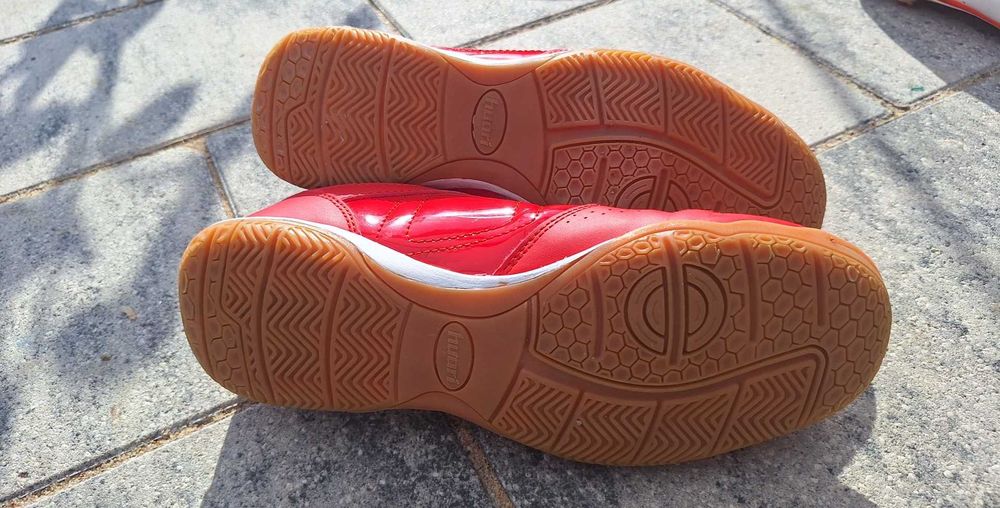 Halówki Buty pilkarskie  r. 36