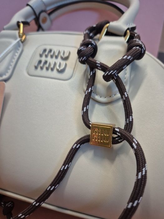Сумка Miu Miu 24×14×8 см молочна