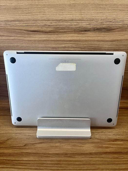 MacBook Pro 13" 2017 i5 16 GB RAM – zadbany, cichy, sprawny