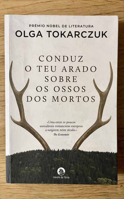 CONDUZ O TEU ARADO SOBRE OS OSSOS DOS MORTOS