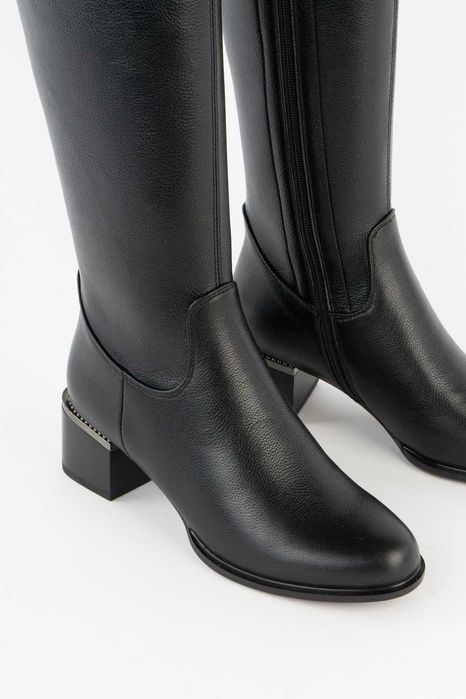 Нові стильні шкіряні чоботи Respect р-р 38