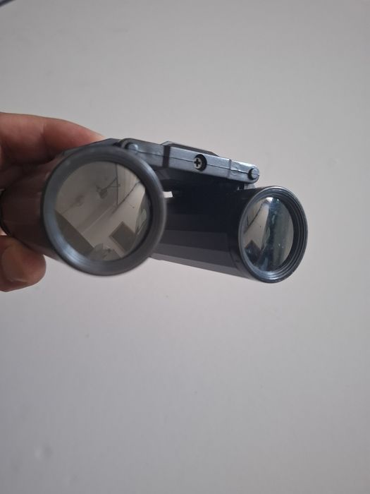 Binóculos pretos