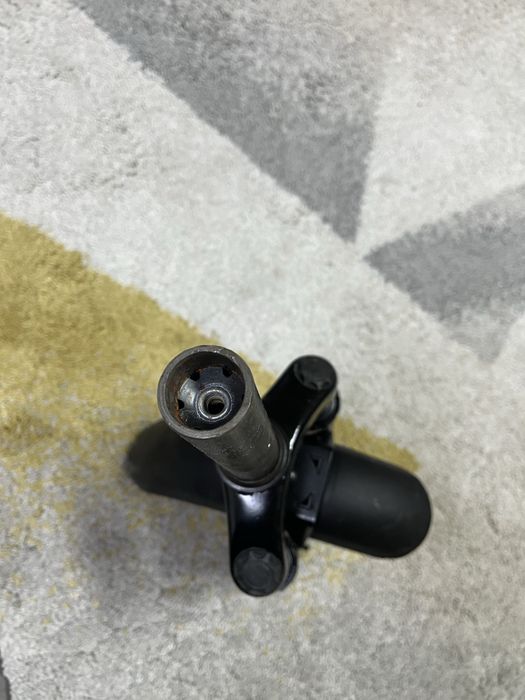 Suspensão trotinete eletrica