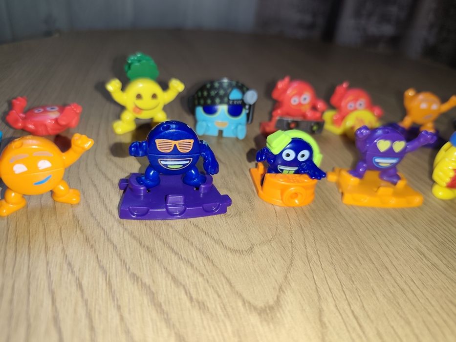 Кіндер монстрики Crazy friends