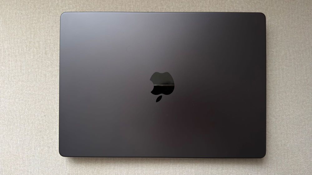 Sprzedam MacBook Pro M4 Pro
