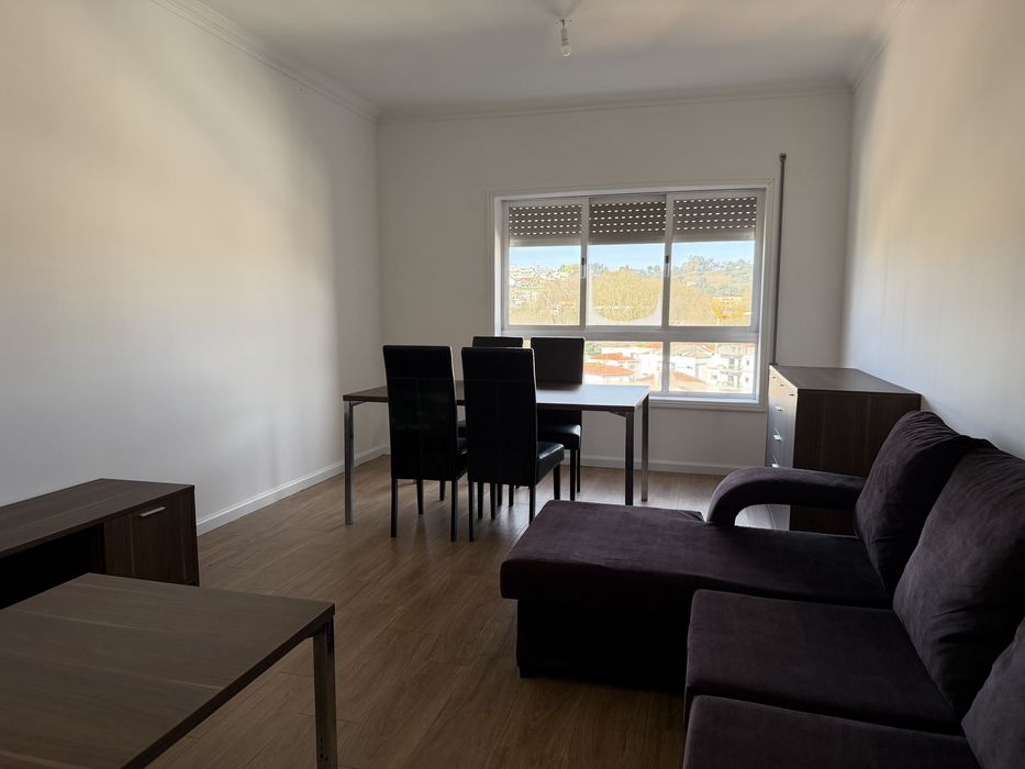 Apartamento T2  V. N. Famalicão