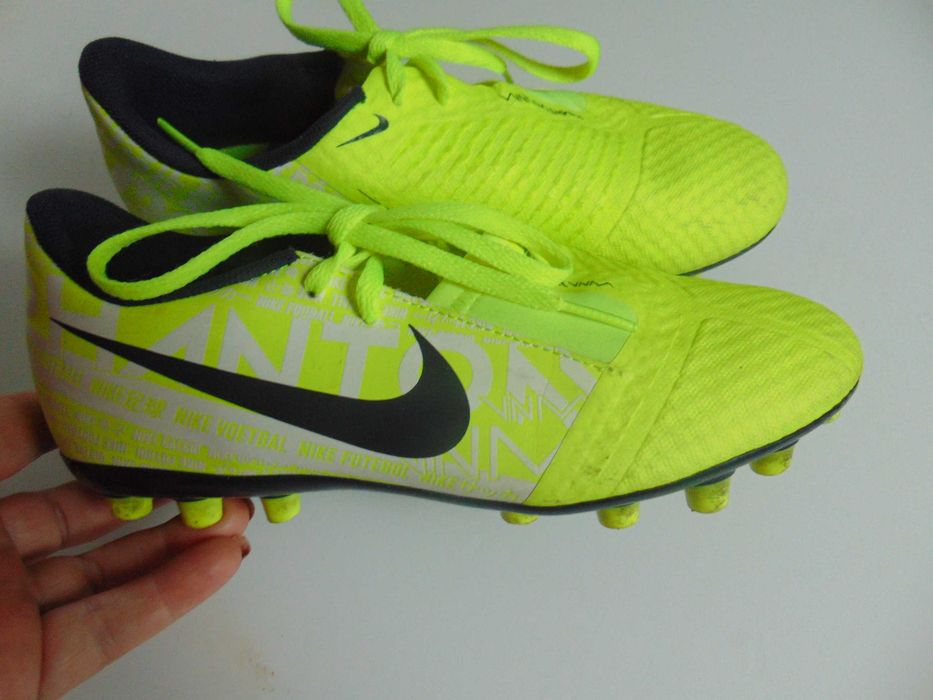 nike skin phantomnm roz 37,5 piłka