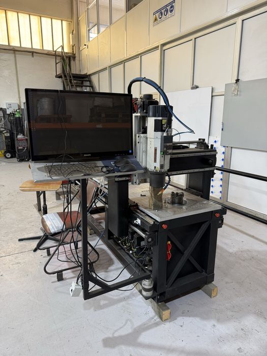 Cnc router maquinaçao