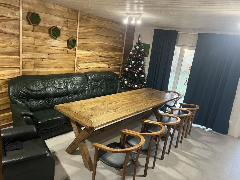 Затишний Будинок для відпочинку та святкування у Rest Family