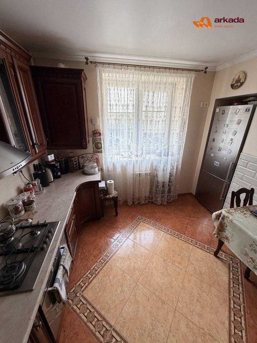 Продаю 2кімнатну квартиру з ремонтом. 69м2.