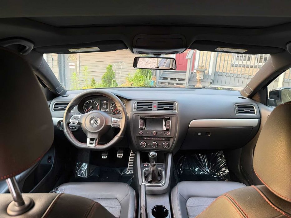 Volkswagen Jetta GLI Autobahn      2014