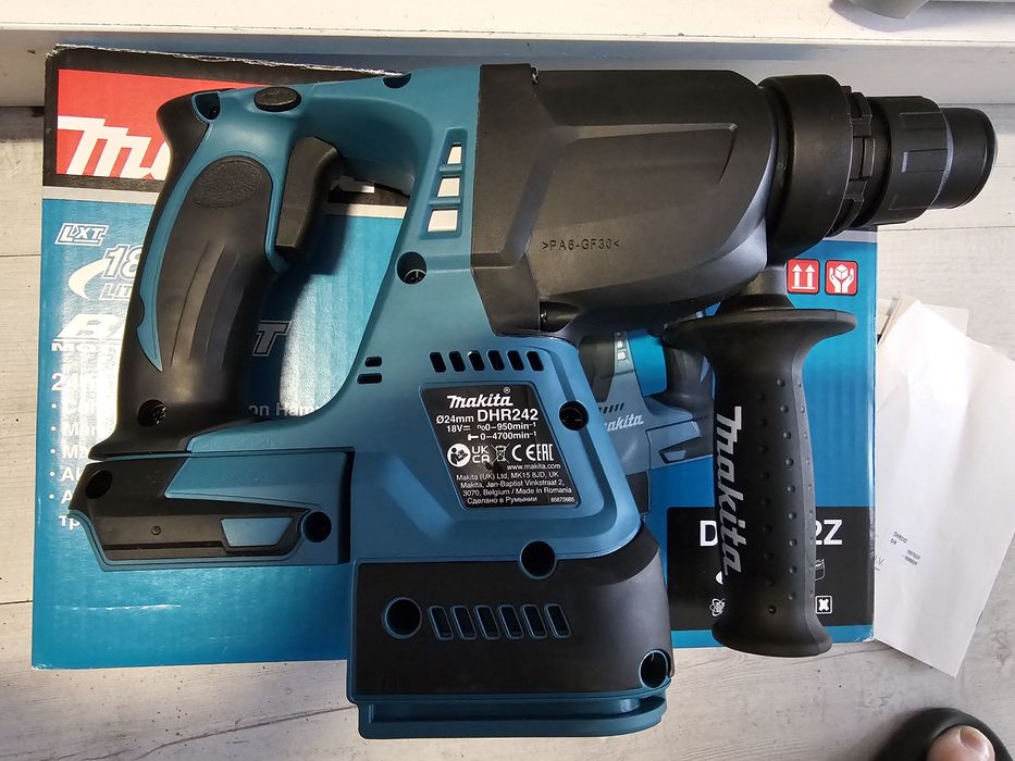 Młotowiertarka Makita DHR242Z